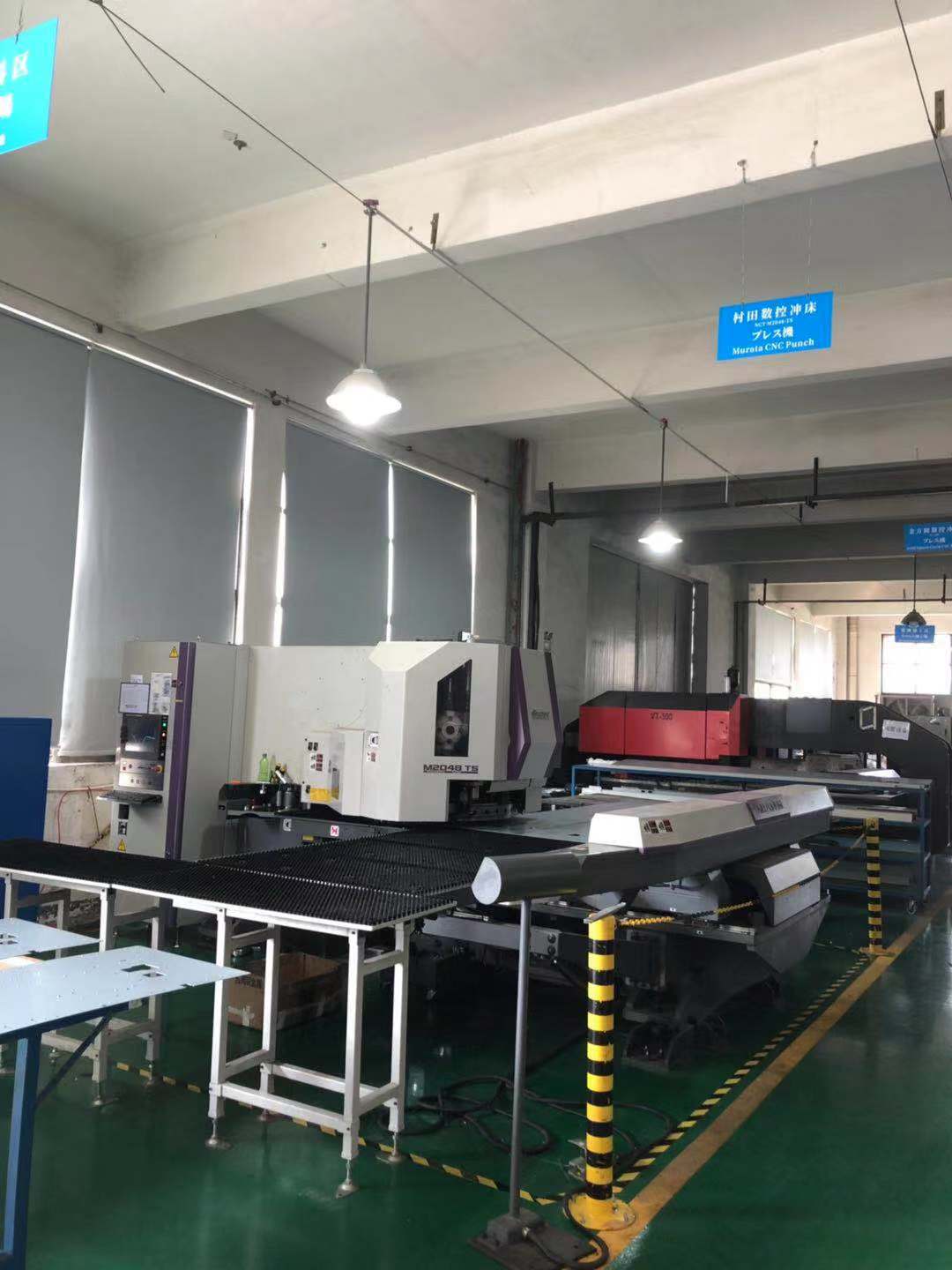 村田高精度數(shù)控沖床