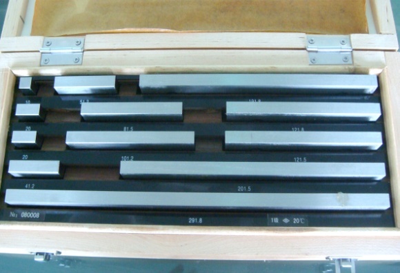 調(diào)整塊規(guī)